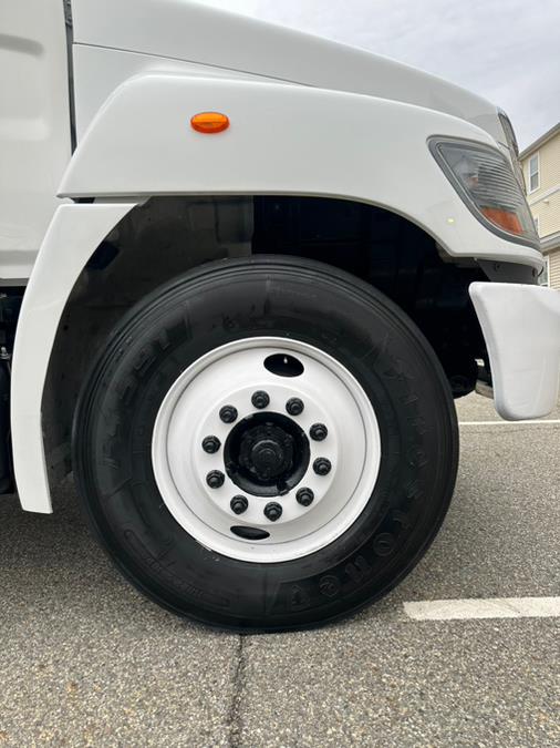 2020 Hino 268A 26FT SMYRNA BOX/MAXON LIFTGATE NON CDL, available for sale in Paterson, New Jersey | Speedway Commercial Motors LLC. Paterson, New Jersey 2020 Hino 268A 26FT SMYRNA BOX/MAXON LIFTGATE NON CDL, available for sale in Paterson, New Jersey | Speedway Commercial Motors LLC. Paterson, New Jersey