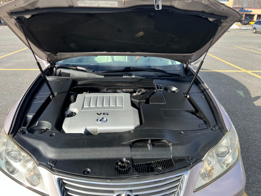 2007 Lexus ES 350 4dr Sedan, available for sale in Hartford , Connecticut | Ledyard Auto Sale LLC. Hartford , Connecticut 2007 Lexus ES 350 4dr Sedan, available for sale in Hartford , Connecticut | Ledyard Auto Sale LLC. Hartford , Connecticut