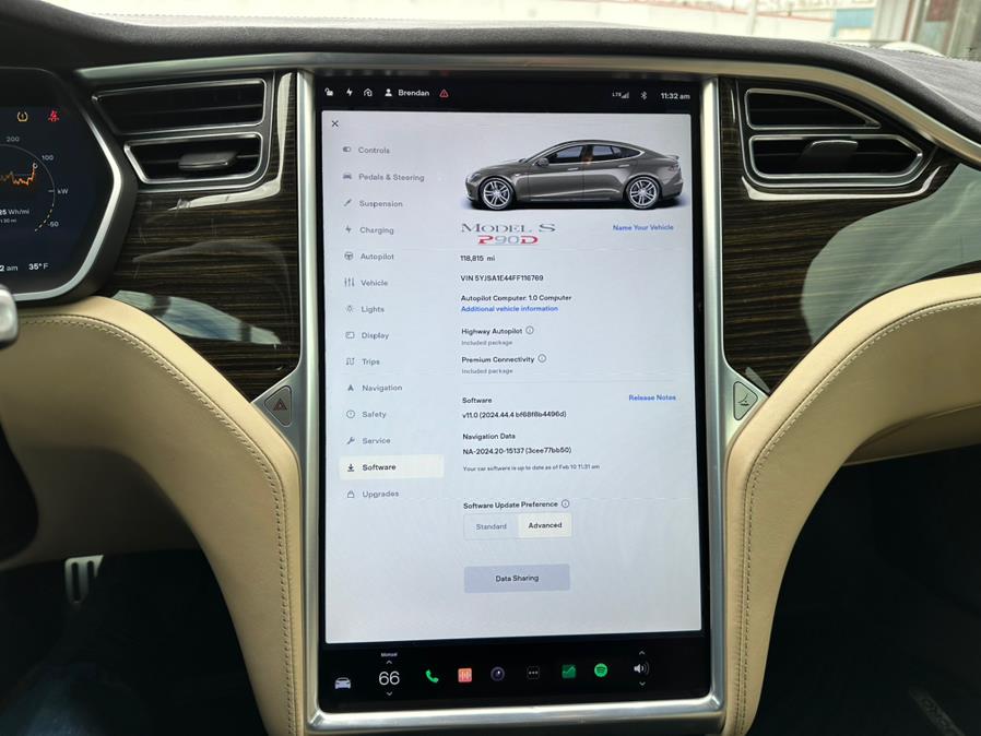2015 Tesla Model S 4dr Sdn AWD P90D, available for sale in South Windsor, Connecticut | Mike And Tony Auto Sales, Inc. South Windsor, Connecticut 2015 Tesla Model S 4dr Sdn AWD P90D, available for sale in South Windsor, Connecticut | Mike And Tony Auto Sales, Inc. South Windsor, Connecticut