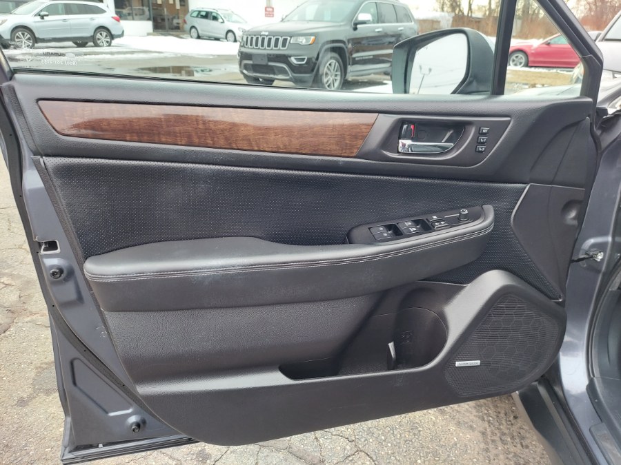 2016 Subaru Outback 4dr Wgn 2.5i Limited PZEV, available for sale in East Windsor, Connecticut | United Auto Sales of E Windsor, Inc. East Windsor, Connecticut 2016 Subaru Outback 4dr Wgn 2.5i Limited PZEV, available for sale in East Windsor, Connecticut | United Auto Sales of E Windsor, Inc. East Windsor, Connecticut