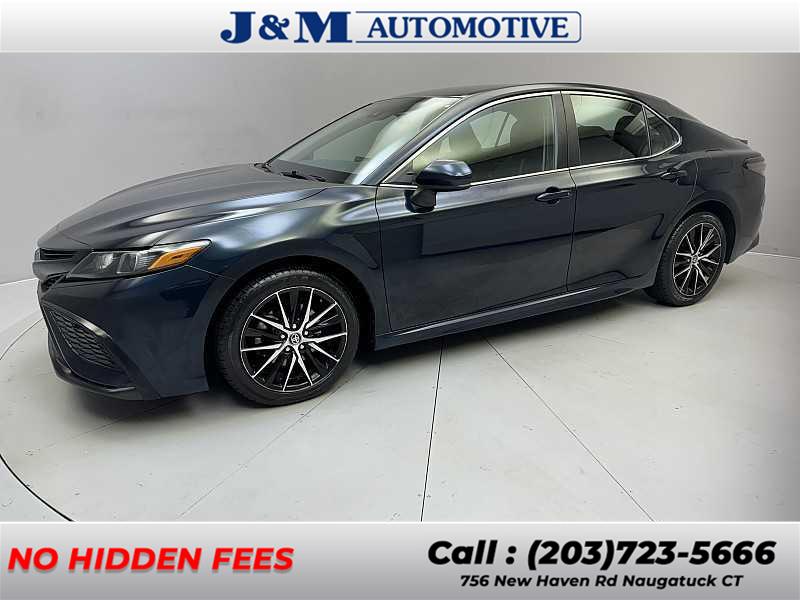 Used 2021 Toyota Camry in Naugatuck, Connecticut | J&M Automotive Sls&Svc LLC. Naugatuck, Connecticut