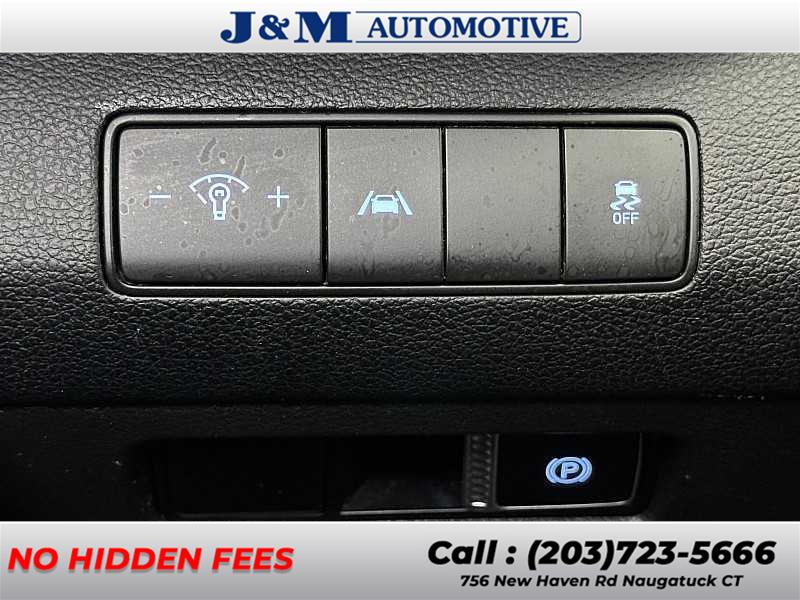 2021 Hyundai Santa Fe SE, available for sale in Naugatuck, Connecticut | J&M Automotive Sls&Svc LLC. Naugatuck, Connecticut 2021 Hyundai Santa Fe SE, available for sale in Naugatuck, Connecticut | J&M Automotive Sls&Svc LLC. Naugatuck, Connecticut