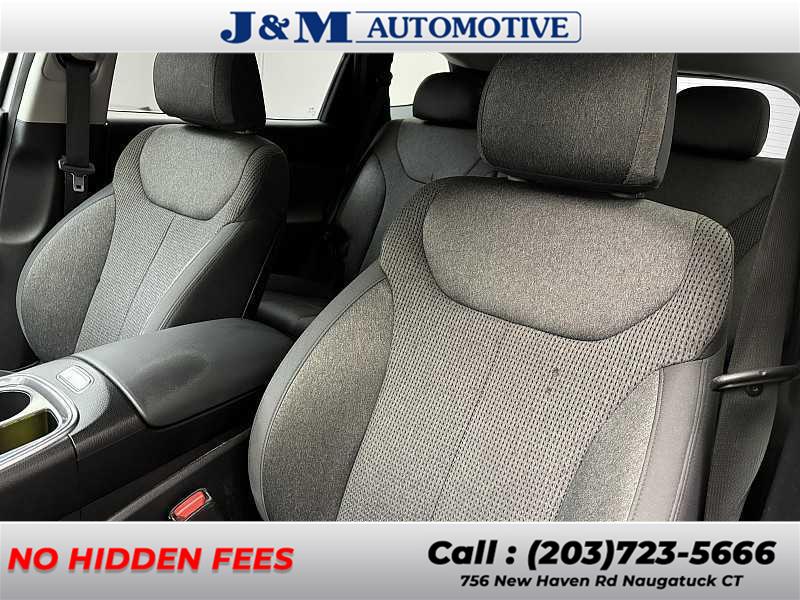 2021 Hyundai Santa Fe SE, available for sale in Naugatuck, Connecticut | J&M Automotive Sls&Svc LLC. Naugatuck, Connecticut 2021 Hyundai Santa Fe SE, available for sale in Naugatuck, Connecticut | J&M Automotive Sls&Svc LLC. Naugatuck, Connecticut