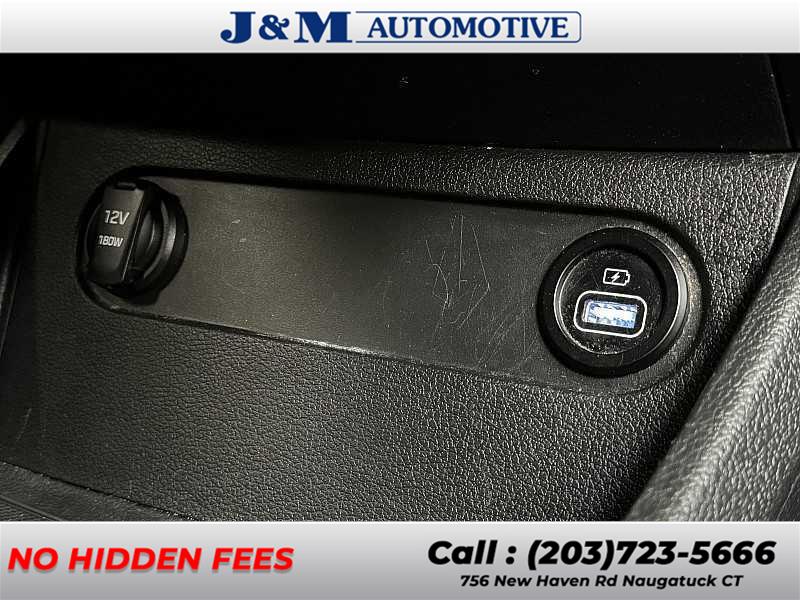 2021 Hyundai Santa Fe SE, available for sale in Naugatuck, Connecticut | J&M Automotive Sls&Svc LLC. Naugatuck, Connecticut 2021 Hyundai Santa Fe SE, available for sale in Naugatuck, Connecticut | J&M Automotive Sls&Svc LLC. Naugatuck, Connecticut