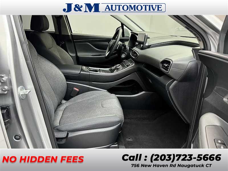 2021 Hyundai Santa Fe SE, available for sale in Naugatuck, Connecticut | J&M Automotive Sls&Svc LLC. Naugatuck, Connecticut 2021 Hyundai Santa Fe SE, available for sale in Naugatuck, Connecticut | J&M Automotive Sls&Svc LLC. Naugatuck, Connecticut