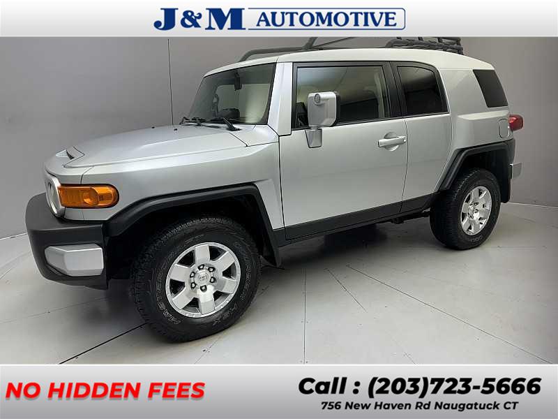 Used 2007 Toyota Fj Cruiser in Naugatuck, Connecticut | J&M Automotive Sls&Svc LLC. Naugatuck, Connecticut