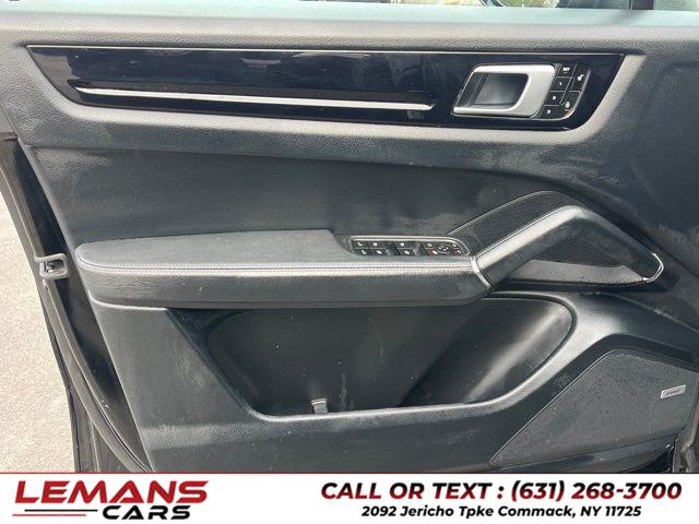 2019 Porsche Cayenne Base, available for sale in Commack, New York | Lemans Cars. Commack, New York 2019 Porsche Cayenne Base, available for sale in Commack, New York | Lemans Cars. Commack, New York