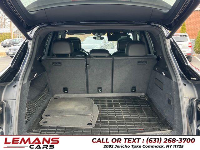 2019 Porsche Cayenne Base, available for sale in Commack, New York | Lemans Cars. Commack, New York 2019 Porsche Cayenne Base, available for sale in Commack, New York | Lemans Cars. Commack, New York
