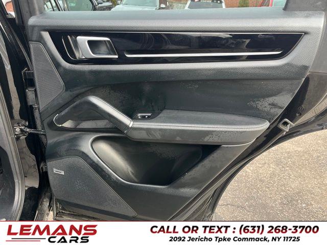 2019 Porsche Cayenne Base, available for sale in Commack, New York | Lemans Cars. Commack, New York 2019 Porsche Cayenne Base, available for sale in Commack, New York | Lemans Cars. Commack, New York