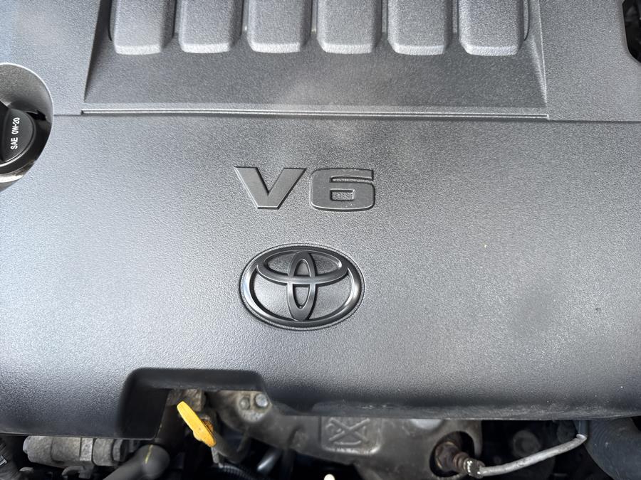 2016 Toyota Highlander AWD 4dr V6 XLE, available for sale in Waterbury, Connecticut | National Auto Brokers, Inc.. Waterbury, Connecticut 2016 Toyota Highlander AWD 4dr V6 XLE, available for sale in Waterbury, Connecticut | National Auto Brokers, Inc.. Waterbury, Connecticut