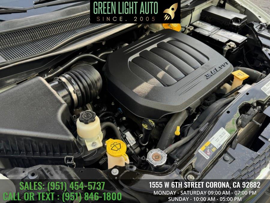 2019 Dodge Grand Caravan SXT Wagon, available for sale in Corona, California | Green Light Auto. Corona, California 2019 Dodge Grand Caravan SXT Wagon, available for sale in Corona, California | Green Light Auto. Corona, California