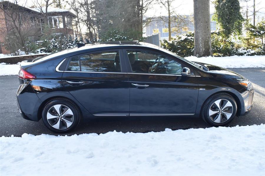 2019 Hyundai Ioniq Electric Limited 4dr Hatchback, available for sale in Great Neck, New York | Camy Cars. Great Neck, New York 2019 Hyundai Ioniq Electric Limited 4dr Hatchback, available for sale in Great Neck, New York | Camy Cars. Great Neck, New York
