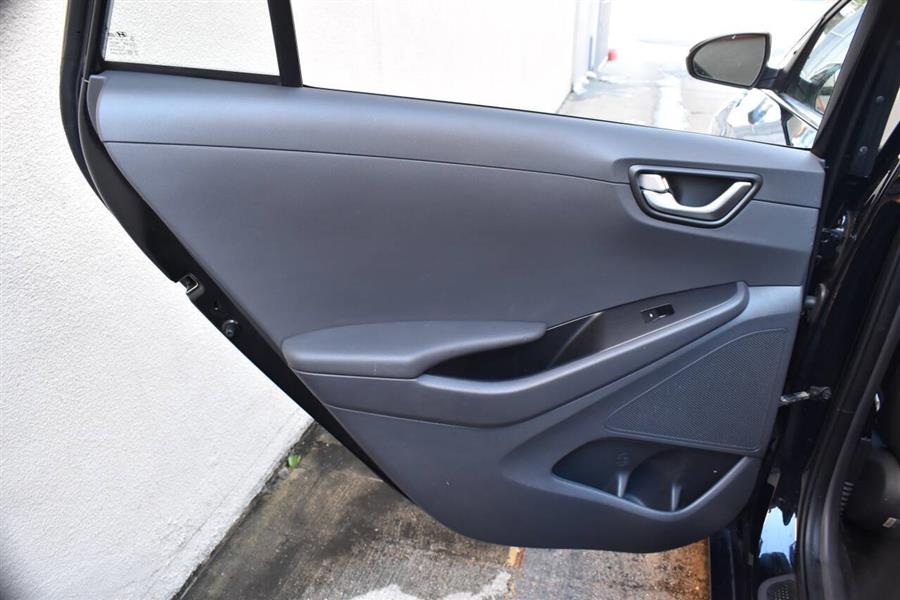 2019 Hyundai Ioniq Electric Limited 4dr Hatchback, available for sale in Great Neck, New York | Camy Cars. Great Neck, New York 2019 Hyundai Ioniq Electric Limited 4dr Hatchback, available for sale in Great Neck, New York | Camy Cars. Great Neck, New York