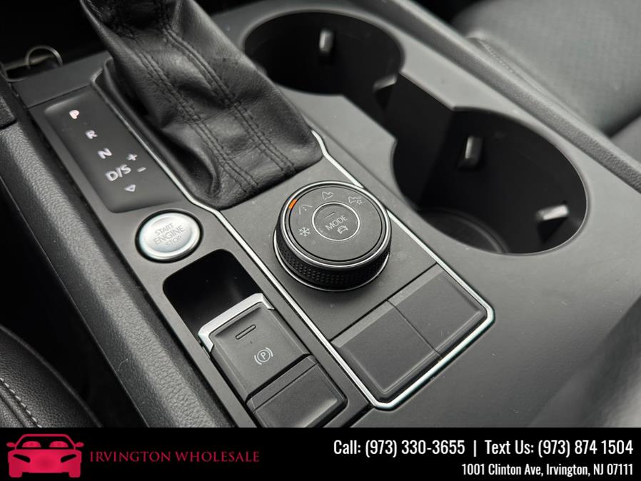 2018 Volkswagen Atlas 3.6L V6 SE 4MOTION, available for sale in Irvington, New Jersey | Irvington Wholesale Group. Irvington, New Jersey 2018 Volkswagen Atlas 3.6L V6 SE 4MOTION, available for sale in Irvington, New Jersey | Irvington Wholesale Group. Irvington, New Jersey