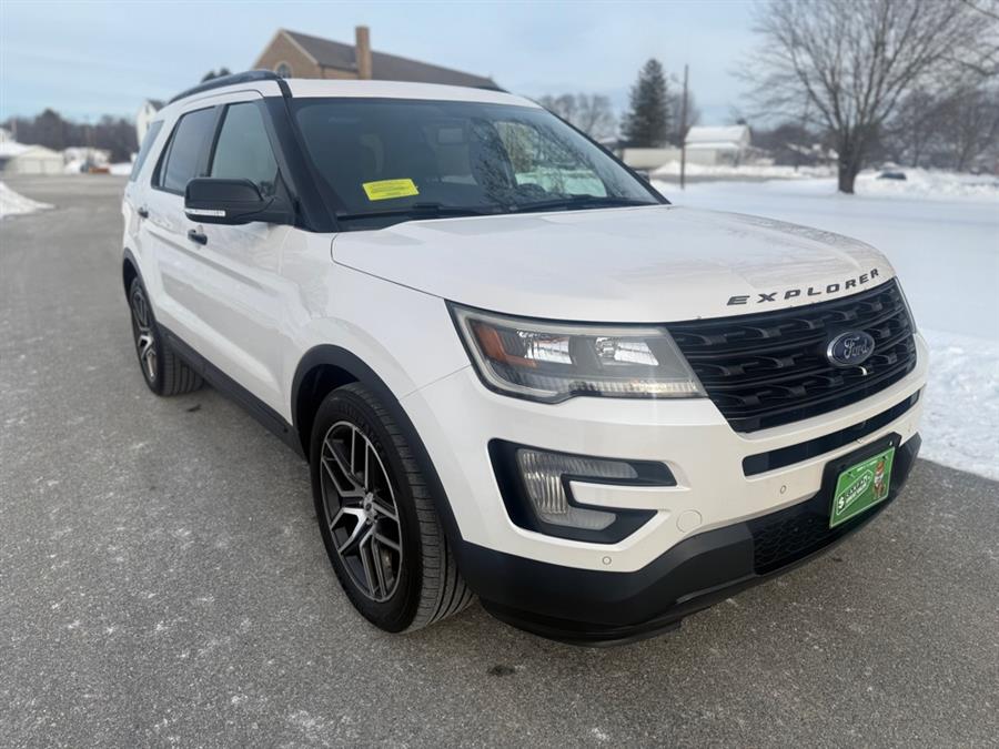 Used 2017 Ford Explorer in Lawrence, Massachusetts | Home Run Auto Sales Inc. Lawrence, Massachusetts