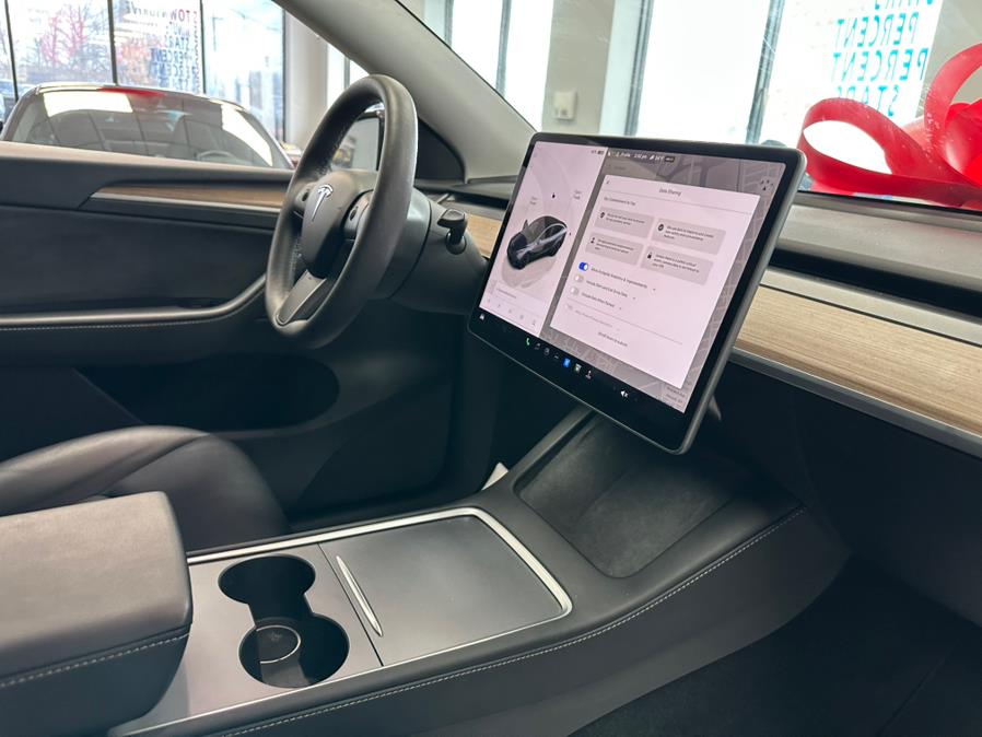 2024 Tesla Model Y Full Self Driving Computer Long Range RWD, available for sale in Inwood, New York | 5 Towns Drive. Inwood, New York 2024 Tesla Model Y Full Self Driving Computer Long Range RWD, available for sale in Inwood, New York | 5 Towns Drive. Inwood, New York