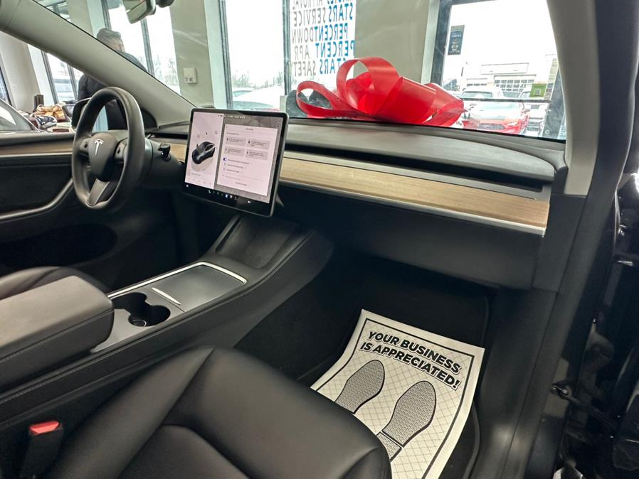 2024 Tesla Model Y Full Self Driving Computer Long Range RWD, available for sale in Inwood, New York | 5 Towns Drive. Inwood, New York 2024 Tesla Model Y Full Self Driving Computer Long Range RWD, available for sale in Inwood, New York | 5 Towns Drive. Inwood, New York