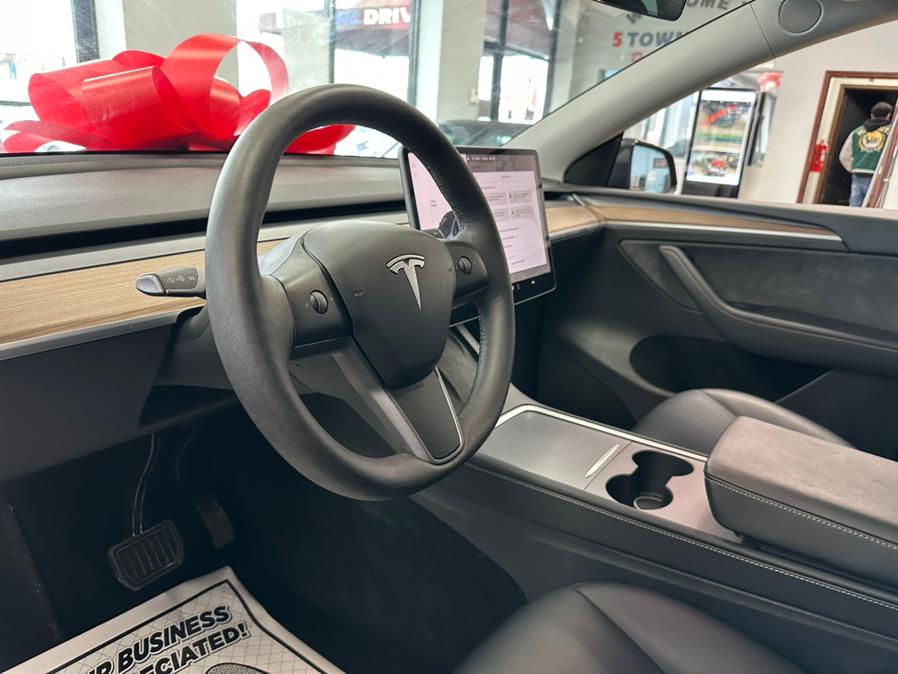 2024 Tesla Model Y Full Self Driving Computer Long Range RWD, available for sale in Inwood, New York | 5 Towns Drive. Inwood, New York 2024 Tesla Model Y Full Self Driving Computer Long Range RWD, available for sale in Inwood, New York | 5 Towns Drive. Inwood, New York