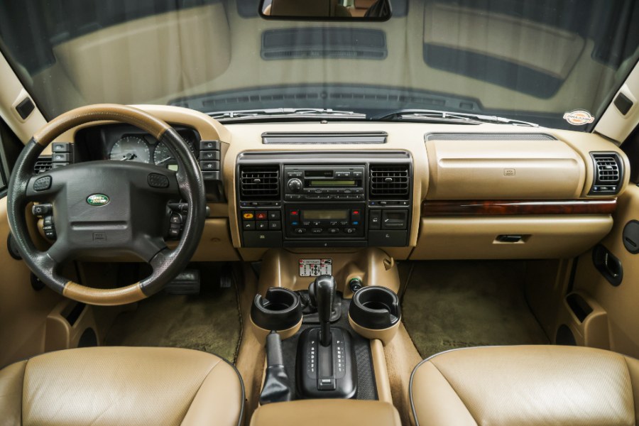 2000 Land Rover Discovery Series II 4dr Wgn w/Leather, available for sale in North Salem, New York | Meccanic Shop North Inc. North Salem, New York 2000 Land Rover Discovery Series II 4dr Wgn w/Leather, available for sale in North Salem, New York | Meccanic Shop North Inc. North Salem, New York