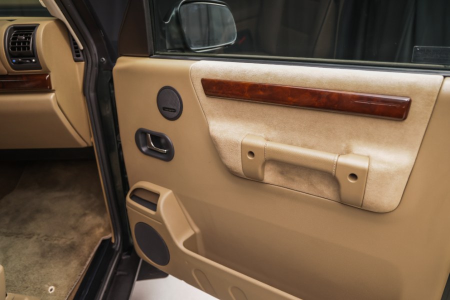 2000 Land Rover Discovery Series II 4dr Wgn w/Leather, available for sale in North Salem, New York | Meccanic Shop North Inc. North Salem, New York 2000 Land Rover Discovery Series II 4dr Wgn w/Leather, available for sale in North Salem, New York | Meccanic Shop North Inc. North Salem, New York