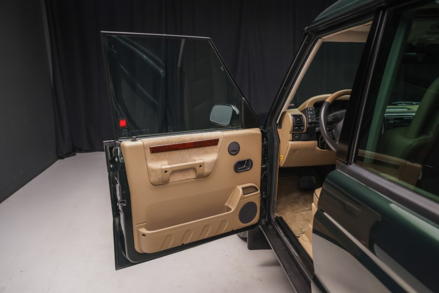 2000 Land Rover Discovery Series II 4dr Wgn w/Leather, available for sale in North Salem, New York | Meccanic Shop North Inc. North Salem, New York 2000 Land Rover Discovery Series II 4dr Wgn w/Leather, available for sale in North Salem, New York | Meccanic Shop North Inc. North Salem, New York
