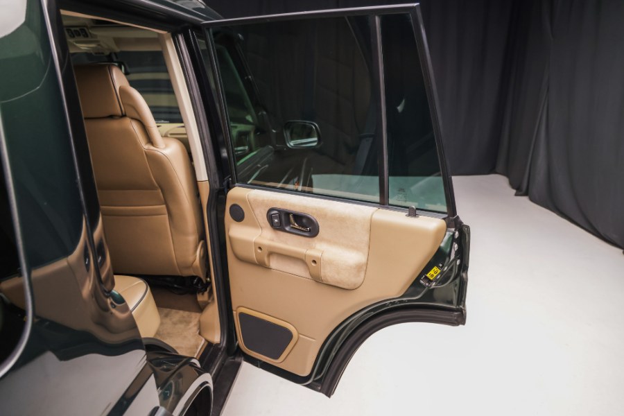 2000 Land Rover Discovery Series II 4dr Wgn w/Leather, available for sale in North Salem, New York | Meccanic Shop North Inc. North Salem, New York 2000 Land Rover Discovery Series II 4dr Wgn w/Leather, available for sale in North Salem, New York | Meccanic Shop North Inc. North Salem, New York