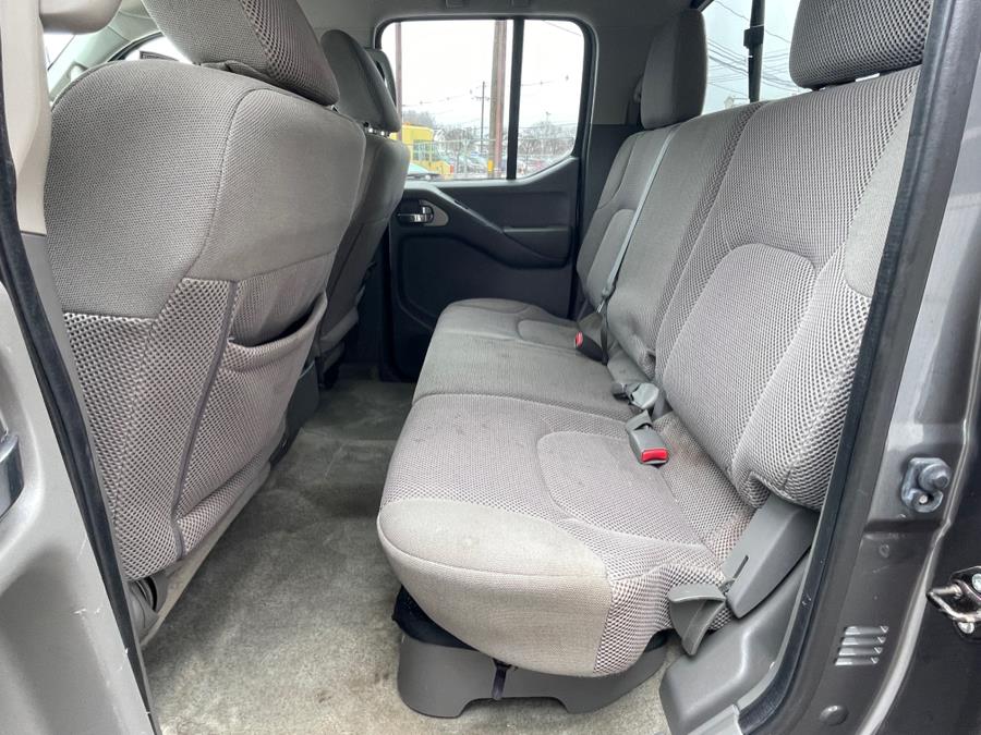 2016 Nissan Frontier 4WD Crew Cab SWB Auto SV, available for sale in Danbury, Connecticut | Safe Used Auto Sales LLC. Danbury, Connecticut 2016 Nissan Frontier 4WD Crew Cab SWB Auto SV, available for sale in Danbury, Connecticut | Safe Used Auto Sales LLC. Danbury, Connecticut