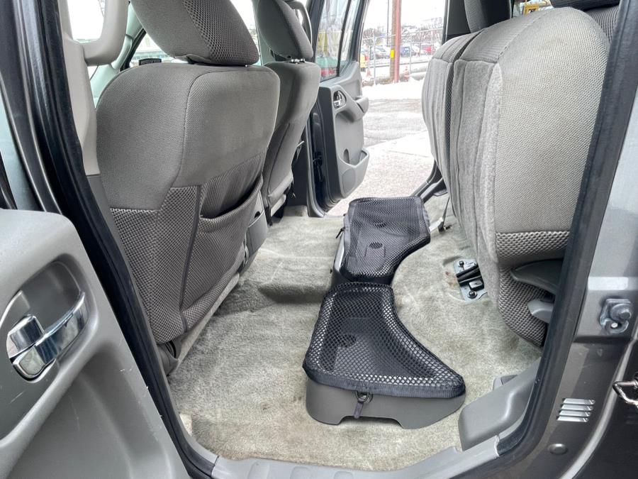 2016 Nissan Frontier 4WD Crew Cab SWB Auto SV, available for sale in Danbury, Connecticut | Safe Used Auto Sales LLC. Danbury, Connecticut 2016 Nissan Frontier 4WD Crew Cab SWB Auto SV, available for sale in Danbury, Connecticut | Safe Used Auto Sales LLC. Danbury, Connecticut