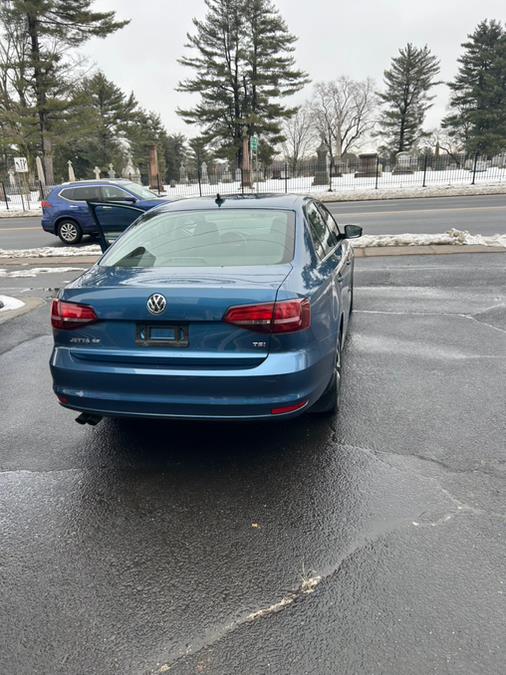 2017 Volkswagen Jetta 1.4T SE Auto, available for sale in Bloomfield, Connecticut | AXA Car Sales and Repair LLC. Bloomfield, Connecticut 2017 Volkswagen Jetta 1.4T SE Auto, available for sale in Bloomfield, Connecticut | AXA Car Sales and Repair LLC. Bloomfield, Connecticut