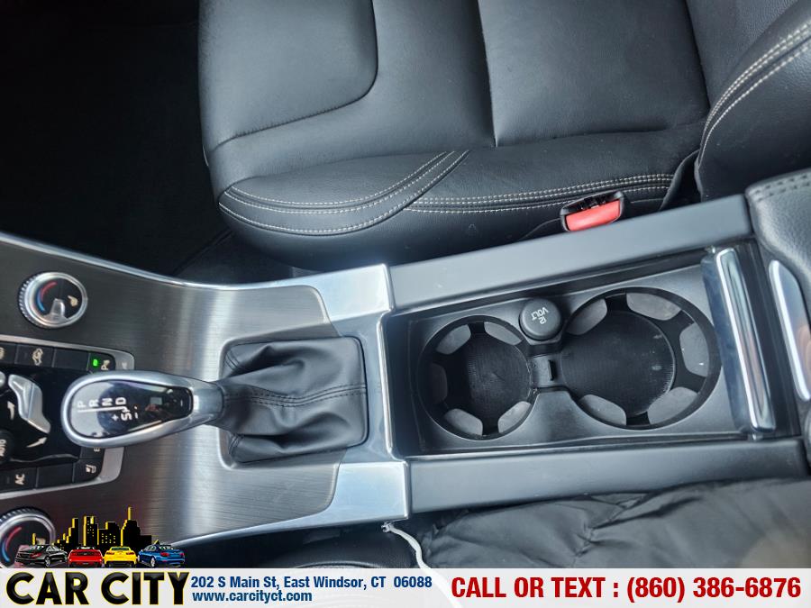 2015 Volvo S60 2015.5 4dr Sdn T5 Premier AWD, available for sale in East Windsor, Connecticut | Car City LLC. East Windsor, Connecticut 2015 Volvo S60 2015.5 4dr Sdn T5 Premier AWD, available for sale in East Windsor, Connecticut | Car City LLC. East Windsor, Connecticut