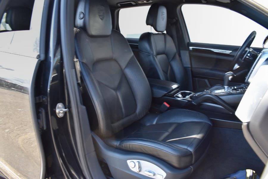2018 Porsche Cayenne Platinum Edition AWD, available for sale in Little Ferry , New Jersey | Milan Motors. Little Ferry , New Jersey 2018 Porsche Cayenne Platinum Edition AWD, available for sale in Little Ferry , New Jersey | Milan Motors. Little Ferry , New Jersey