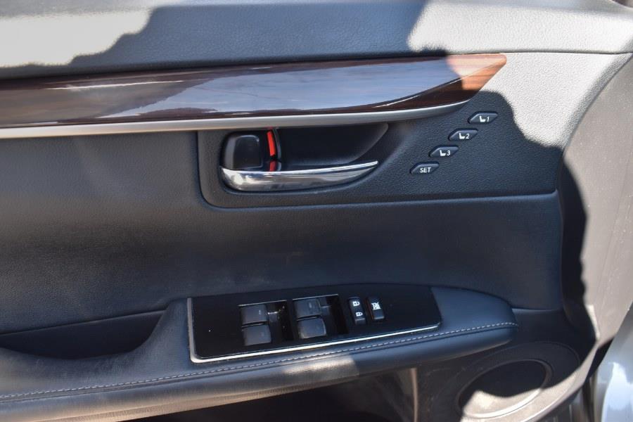 2016 Lexus ES 350 4dr Sdn, available for sale in Little Ferry , New Jersey | Milan Motors. Little Ferry , New Jersey 2016 Lexus ES 350 4dr Sdn, available for sale in Little Ferry , New Jersey | Milan Motors. Little Ferry , New Jersey