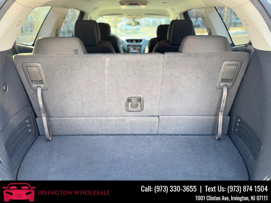 2015 Chevrolet Traverse AWD 4dr LT w/1LT, available for sale in Irvington, New Jersey | Irvington Wholesale Group. Irvington, New Jersey 2015 Chevrolet Traverse AWD 4dr LT w/1LT, available for sale in Irvington, New Jersey | Irvington Wholesale Group. Irvington, New Jersey