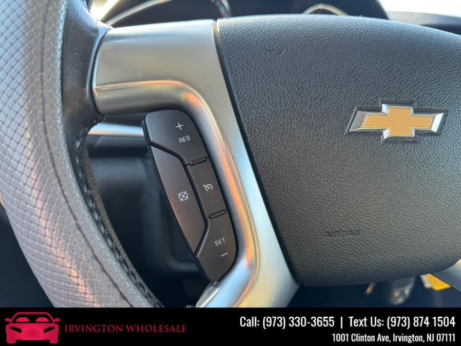 2015 Chevrolet Traverse AWD 4dr LT w/1LT, available for sale in Irvington, New Jersey | Irvington Wholesale Group. Irvington, New Jersey 2015 Chevrolet Traverse AWD 4dr LT w/1LT, available for sale in Irvington, New Jersey | Irvington Wholesale Group. Irvington, New Jersey