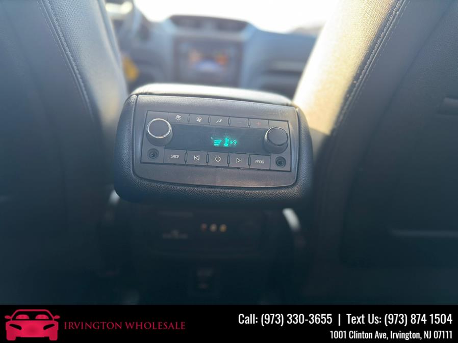 2015 Chevrolet Traverse AWD 4dr LT w/1LT, available for sale in Irvington, New Jersey | Irvington Wholesale Group. Irvington, New Jersey 2015 Chevrolet Traverse AWD 4dr LT w/1LT, available for sale in Irvington, New Jersey | Irvington Wholesale Group. Irvington, New Jersey