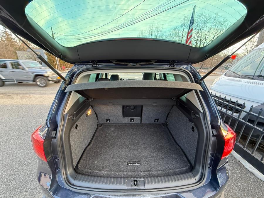 2016 Volkswagen Tiguan 4MOTION 4dr Auto SE, available for sale in Huntington Station, New York | Huntington Auto Mall. Huntington Station, New York 2016 Volkswagen Tiguan 4MOTION 4dr Auto SE, available for sale in Huntington Station, New York | Huntington Auto Mall. Huntington Station, New York