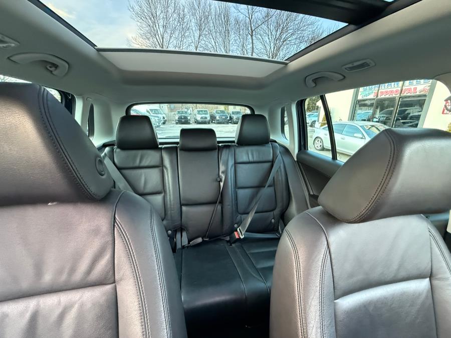 2016 Volkswagen Tiguan 4MOTION 4dr Auto SE, available for sale in Huntington Station, New York | Huntington Auto Mall. Huntington Station, New York 2016 Volkswagen Tiguan 4MOTION 4dr Auto SE, available for sale in Huntington Station, New York | Huntington Auto Mall. Huntington Station, New York