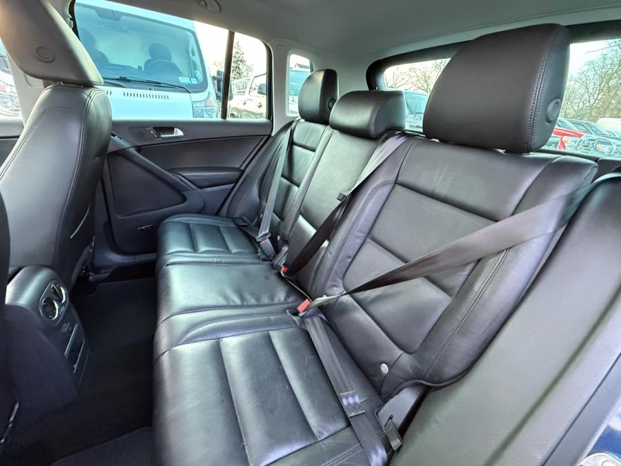 2016 Volkswagen Tiguan 4MOTION 4dr Auto SE, available for sale in Huntington Station, New York | Huntington Auto Mall. Huntington Station, New York 2016 Volkswagen Tiguan 4MOTION 4dr Auto SE, available for sale in Huntington Station, New York | Huntington Auto Mall. Huntington Station, New York
