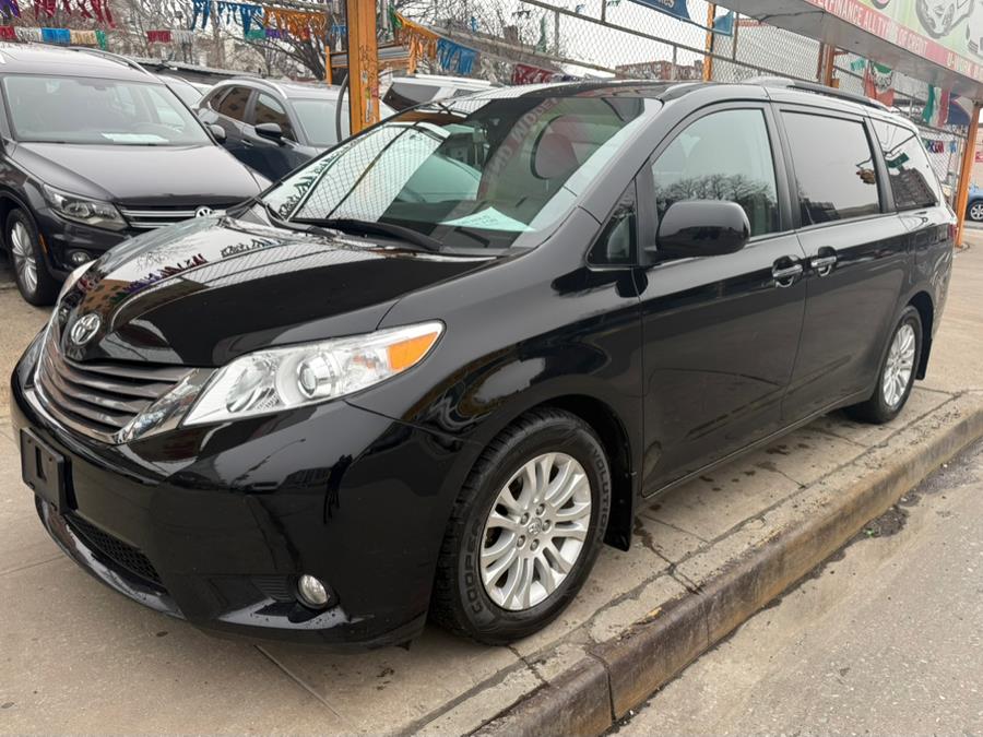 2017 Toyota Sienna XLE 8-Passenger, available for sale in Jamaica, New York | Sylhet Motors Inc.. Jamaica, New York