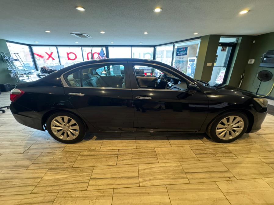 2014 Honda Accord Sedan 4dr I4 CVT EX-L w/Navi, available for sale in West Hartford, Connecticut | AutoMax. West Hartford, Connecticut 2014 Honda Accord Sedan 4dr I4 CVT EX-L w/Navi, available for sale in West Hartford, Connecticut | AutoMax. West Hartford, Connecticut
