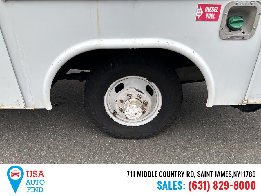 2006 Ford Super Duty F-350 DRW Reg Cab 165" WB 84" CA XL, available for sale in Saint James, New York | USA Auto Find. Saint James, New York 2006 Ford Super Duty F-350 DRW Reg Cab 165" WB 84" CA XL, available for sale in Saint James, New York | USA Auto Find. Saint James, New York