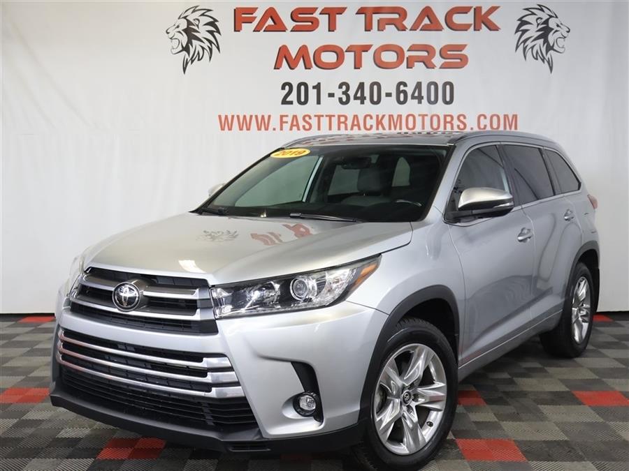 2019 Toyota Highlander LIMITED, available for sale in Paterson, New Jersey | Fast Track Motors. Paterson, New Jersey