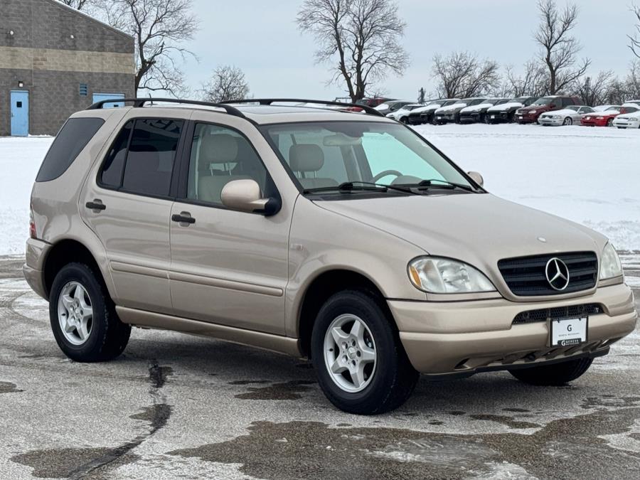2001 Mercedes-benz M-class ML 320, available for sale in Darien, Wisconsin | Geneva Motor Cars. Darien, Wisconsin 2001 Mercedes-benz M-class ML 320, available for sale in Darien, Wisconsin | Geneva Motor Cars. Darien, Wisconsin