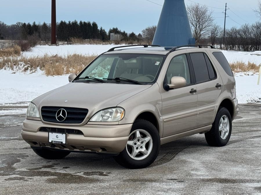 Used 2001 Mercedes-Benz M-Class in Darien, Wisconsin | Geneva Motor Cars. Darien, Wisconsin