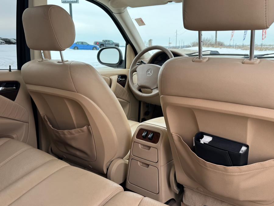 2001 Mercedes-benz M-class ML 320, available for sale in Darien, Wisconsin | Geneva Motor Cars. Darien, Wisconsin 2001 Mercedes-benz M-class ML 320, available for sale in Darien, Wisconsin | Geneva Motor Cars. Darien, Wisconsin