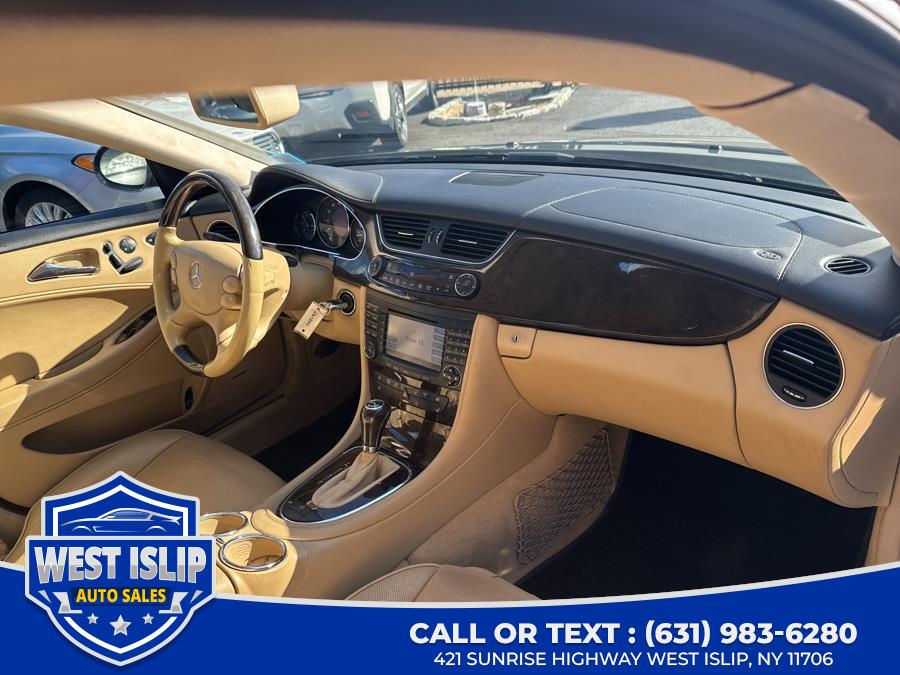 2008 Mercedes-Benz CLS-Class 4dr Sdn 5.5L, available for sale in West Islip, New York | West Islip Auto Sales. West Islip, New York 2008 Mercedes-Benz CLS-Class 4dr Sdn 5.5L, available for sale in West Islip, New York | West Islip Auto Sales. West Islip, New York