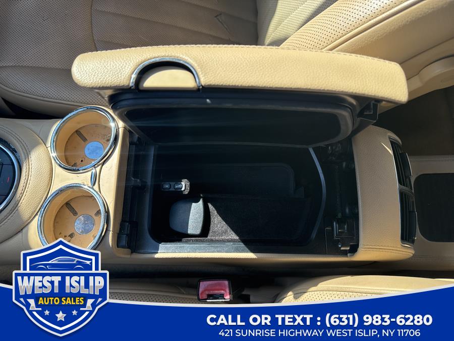2008 Mercedes-Benz CLS-Class 4dr Sdn 5.5L, available for sale in West Islip, New York | West Islip Auto Sales. West Islip, New York 2008 Mercedes-Benz CLS-Class 4dr Sdn 5.5L, available for sale in West Islip, New York | West Islip Auto Sales. West Islip, New York