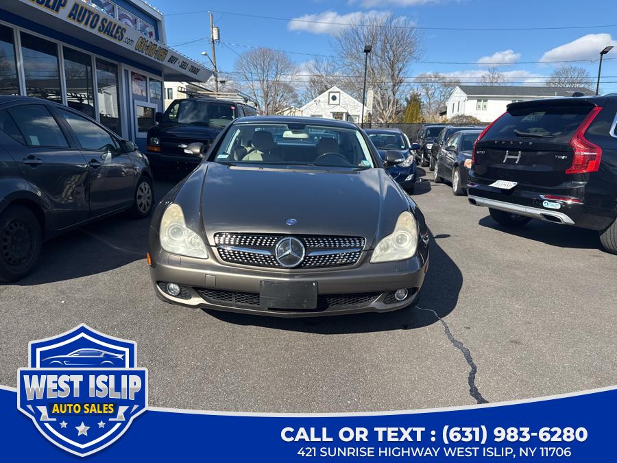 2008 Mercedes-Benz CLS-Class 4dr Sdn 5.5L, available for sale in West Islip, New York | West Islip Auto Sales. West Islip, New York 2008 Mercedes-Benz CLS-Class 4dr Sdn 5.5L, available for sale in West Islip, New York | West Islip Auto Sales. West Islip, New York