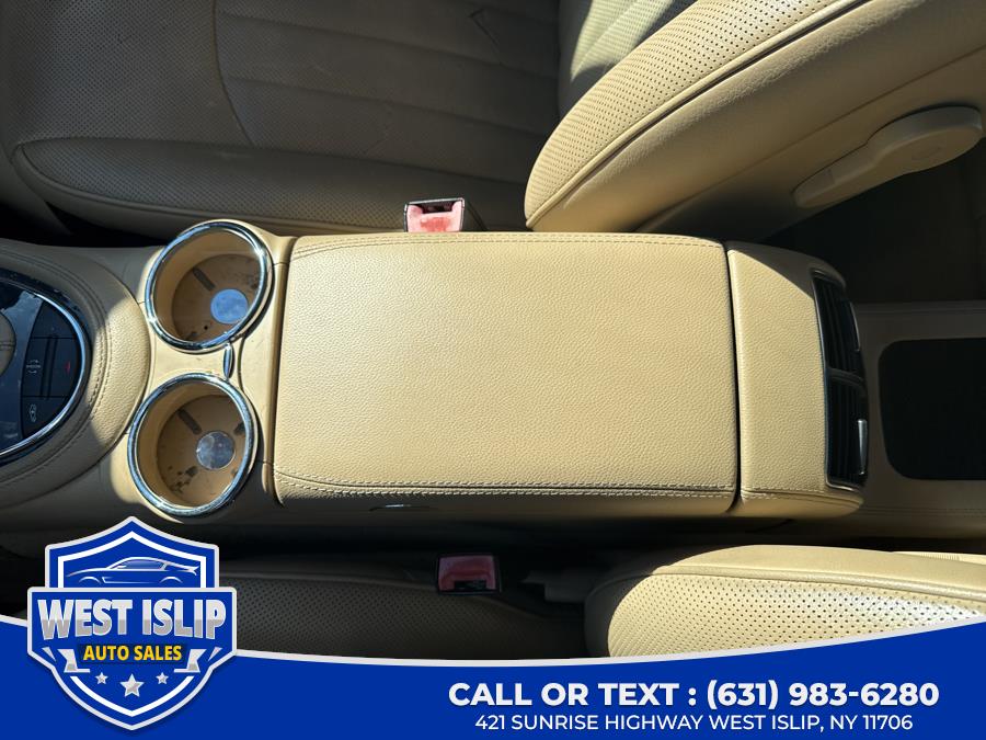 2008 Mercedes-Benz CLS-Class 4dr Sdn 5.5L, available for sale in West Islip, New York | West Islip Auto Sales. West Islip, New York 2008 Mercedes-Benz CLS-Class 4dr Sdn 5.5L, available for sale in West Islip, New York | West Islip Auto Sales. West Islip, New York