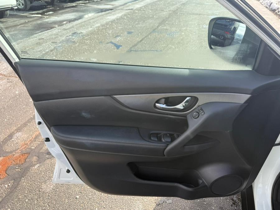 2016 Nissan Rogue AWD 4dr SL, available for sale in East Windsor, Connecticut | Century Auto And Truck. East Windsor, Connecticut 2016 Nissan Rogue AWD 4dr SL, available for sale in East Windsor, Connecticut | Century Auto And Truck. East Windsor, Connecticut
